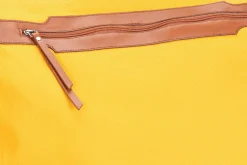 Russell Tote<Stubbs & Wootton New